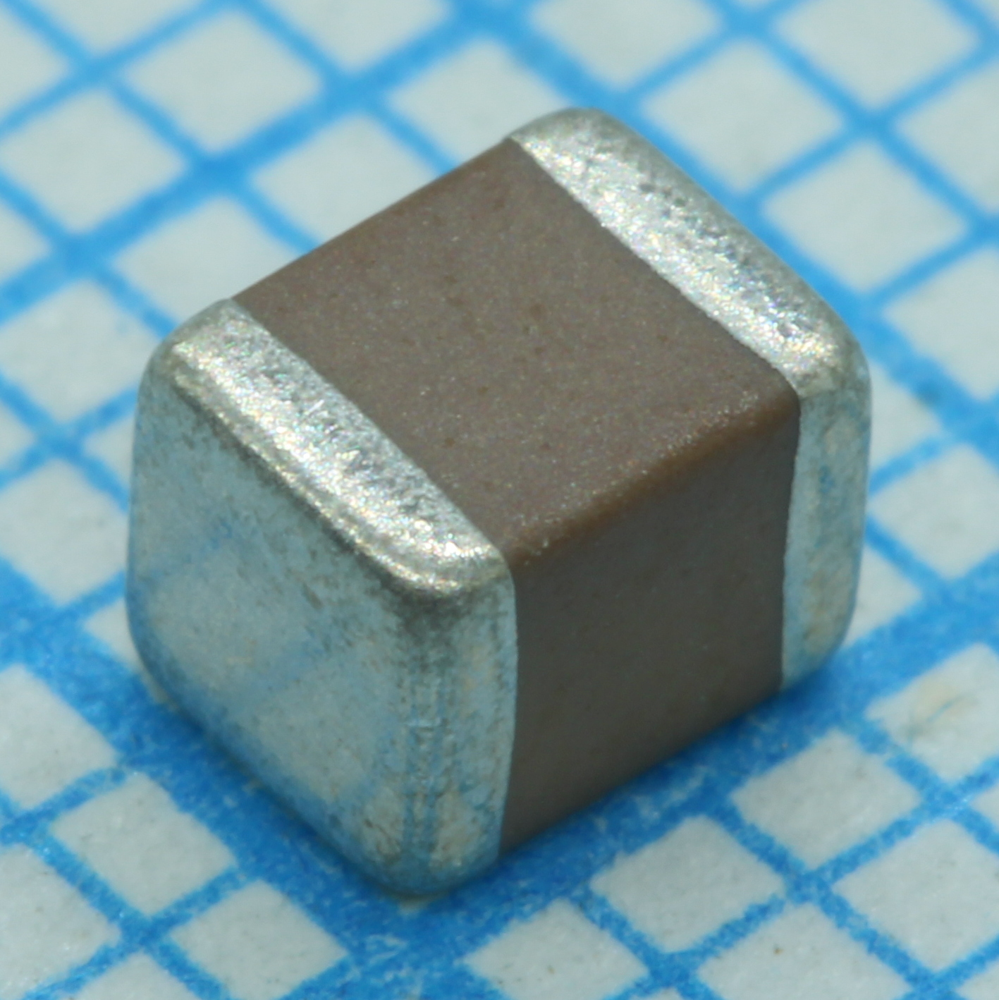 Конденсатор керамический SMD 1210 X7R 4.7мкФ±10% 100В