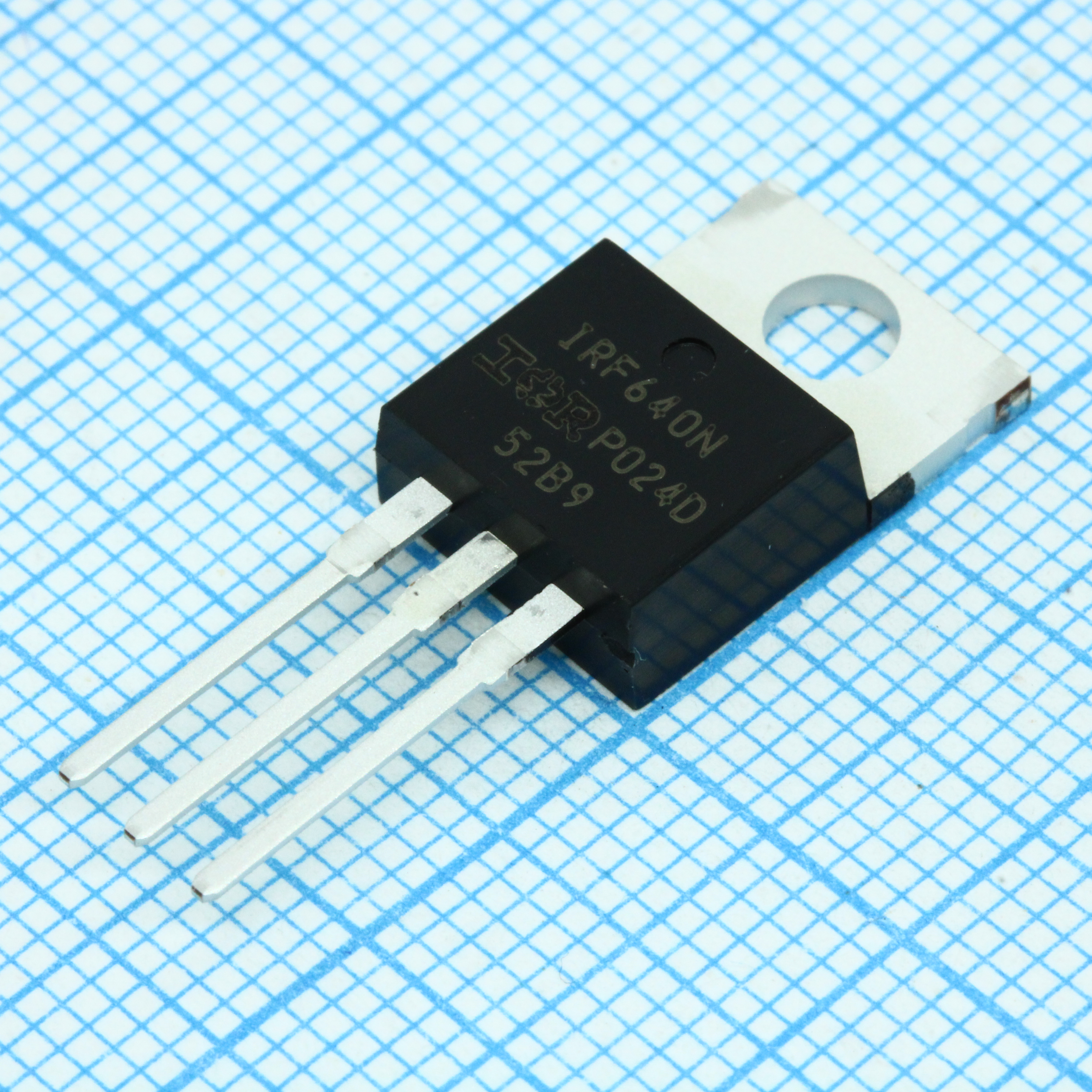 Транзистор полевой MOSFET N-канальный 200В 18А 150Вт, 0.15 Ом