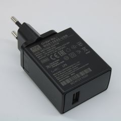 AC-DC, 12Вт, сетевой адаптер, выход 5В/2.4А, вход 80...264В AC, 47...63 Гц, изоляция 4000B DC, 2xMOPP, 48x28*x55мм, -30...+70C, евровилка, USB-type A